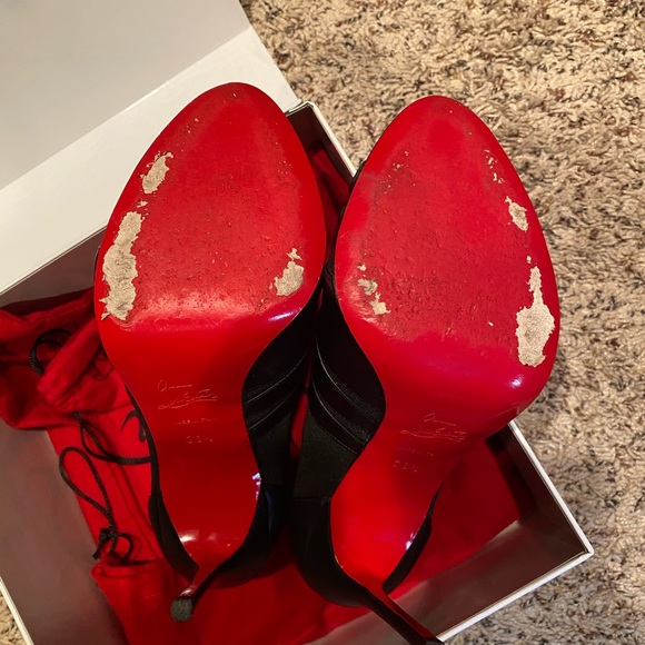 LouBoutin black leather stiletto booties. Sz.38.5 - Picture 10 of 10